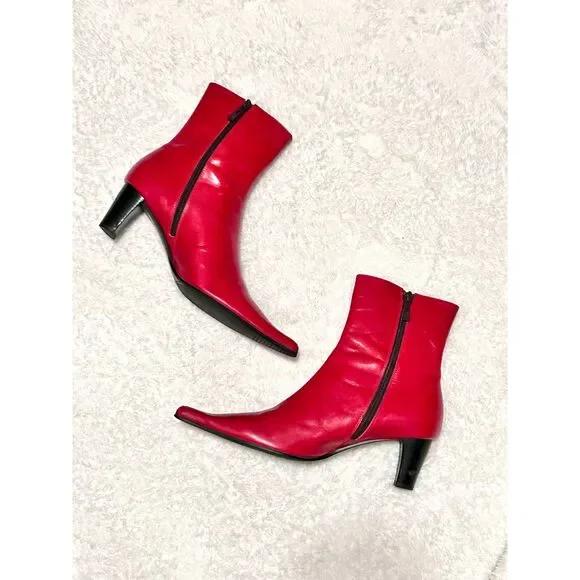 Vintage 90's Y2K Red Leather Pointed Toe Kitten Heel Ankle Boots by BELLE - Picture 6 of 11